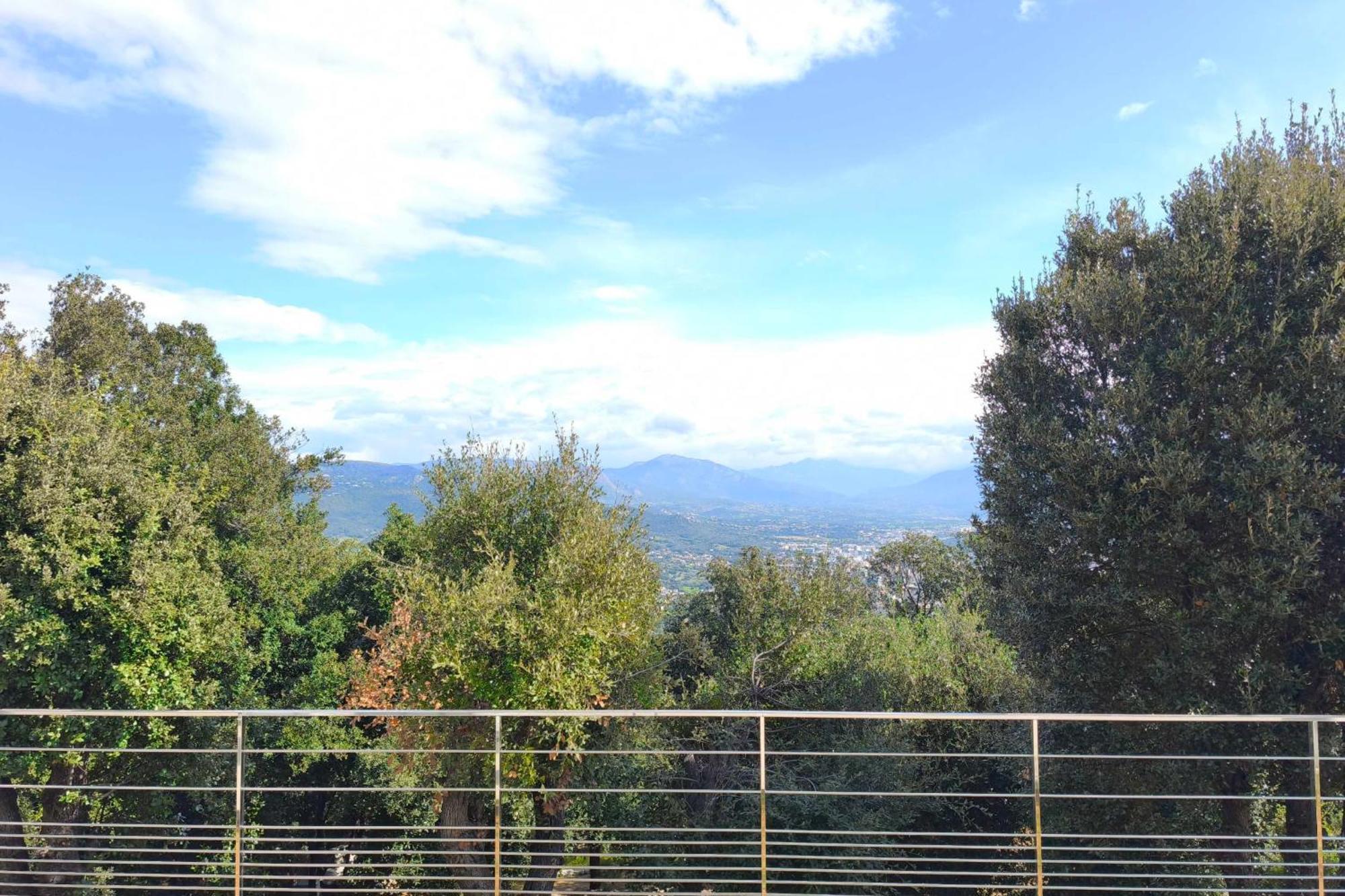 3 With Garden In Ajaccio Hébergement de vacances